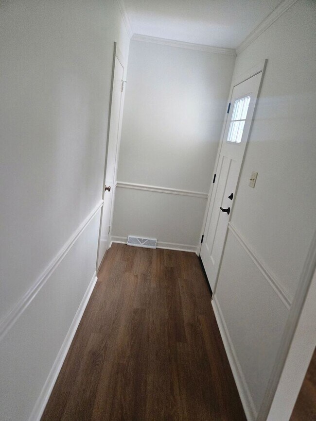 Foto del edificio - Lindley Park Rental!