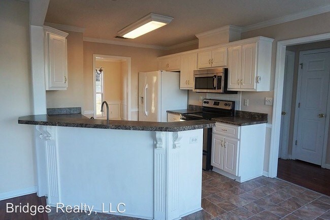 Foto del edificio - 5 br, 2.5 bath House - 4009 Nantucket Circle