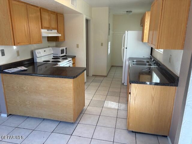 Building Photo - 10762 Vista Del Sol Dr