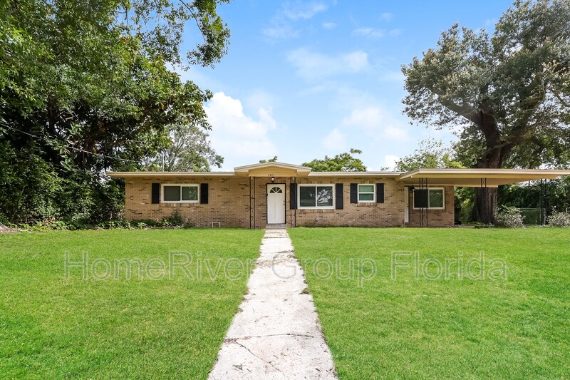 2401 Avenue A Terrace NW, Winter Haven, FL 33880 House Rental in