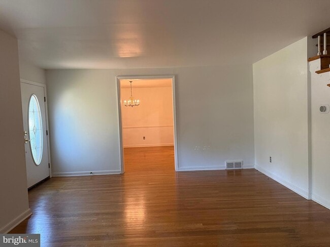 Building Photo - 114 Alders Dr
