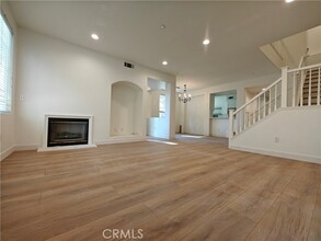 Building Photo - 614 Timberwood