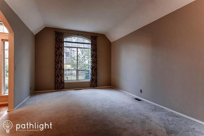 Building Photo - 10180 SW 148th Ave