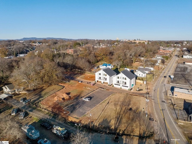 Building Photo - 112 Lepak Ln