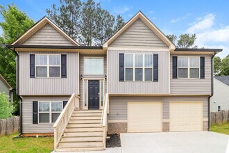 Building Photo - 223 Comet Ct