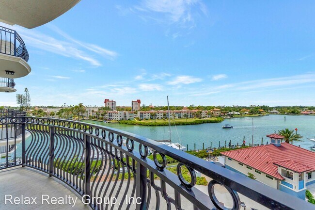 Foto del edificio - 3 br, 2 bath House - 503 N Tamiami Trl #501