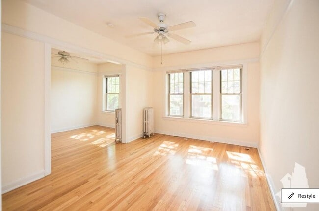 Building Photo - 5103 N Winchester Ave