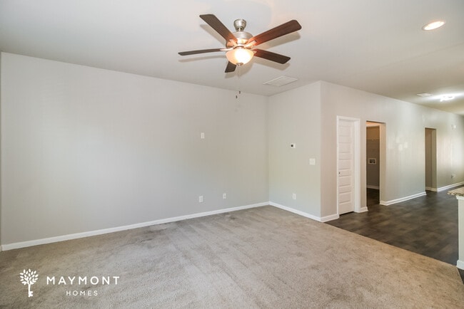 Foto del edificio - 90 Tarpley Way