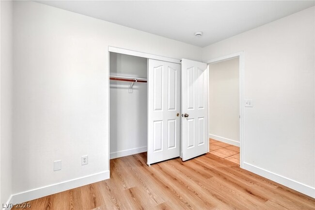 Building Photo - 3037 Aloha Ave