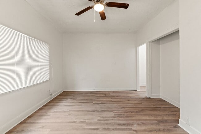 Foto del edificio - 1424 Chestnut Ave