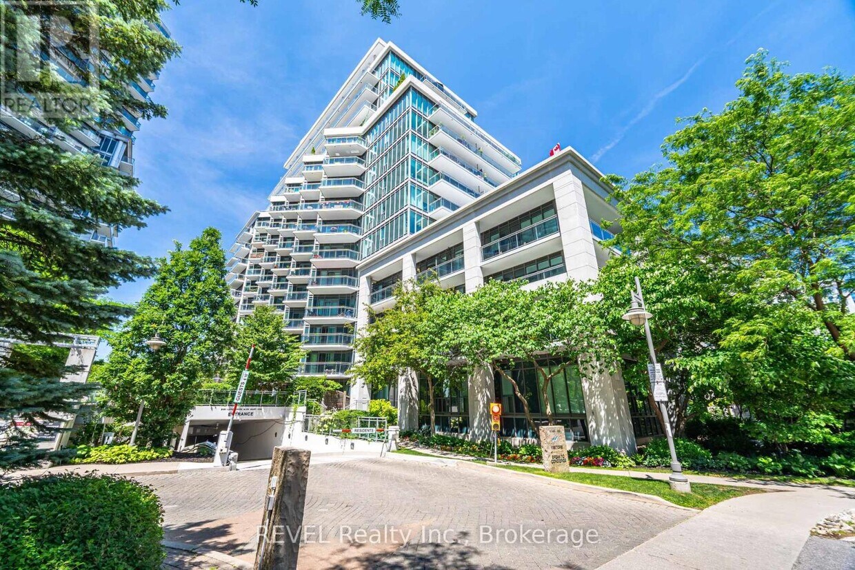 Primary Photo - 2119-2119 Lake Shore Blvd W