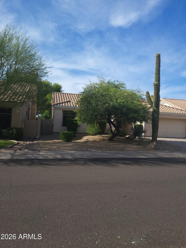 Foto del edificio - 9756 E Pine Valley Rd
