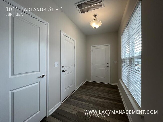 Photo - 1011 Badlands St Townhome