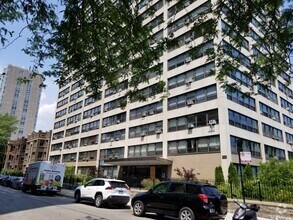 Building Photo - 4180 N Marine Dr