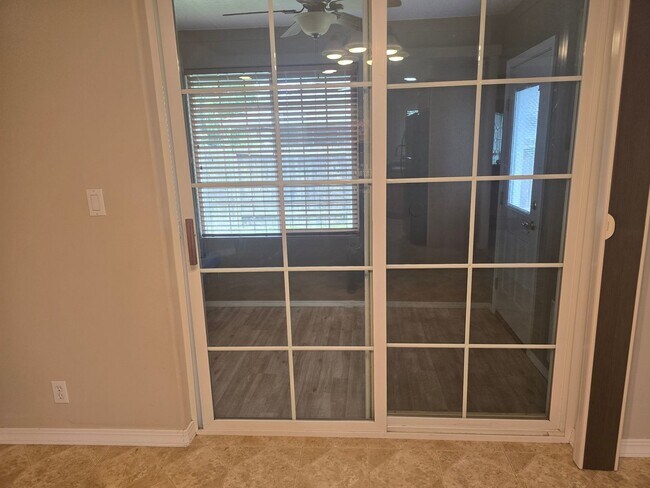 Foto del edificio - 3 bed 2 bath  Home for Rent in Grants Pass