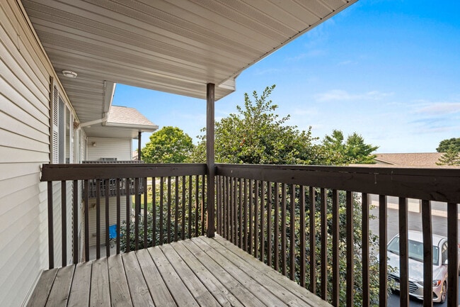 Building Photo - Tamarack Trails