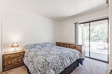 Foto del edificio - 1227 Lorraine Dr