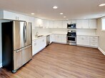 Primary Photo - 2900 W Glenlake Ave