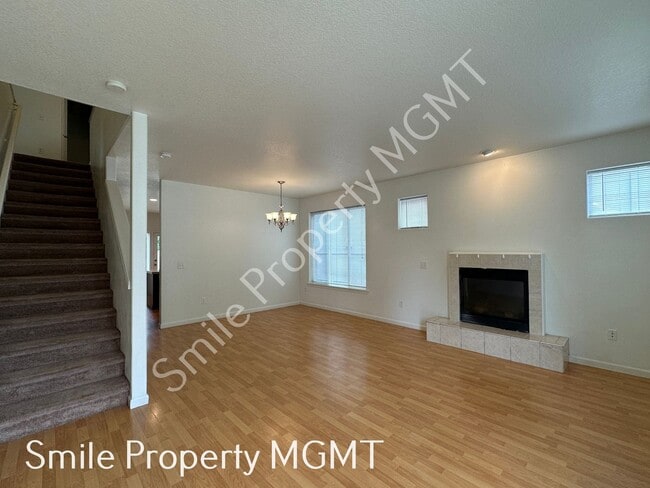 Building Photo - 6422 SE 137th Ave