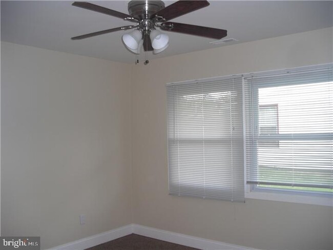 Foto del edificio - 5 Pond Ln
