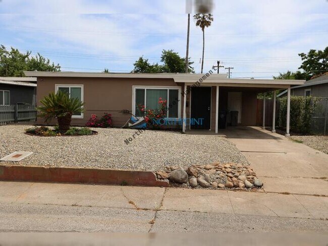 Foto del edificio - Stunning 2 beds 1 bath in Sacramento