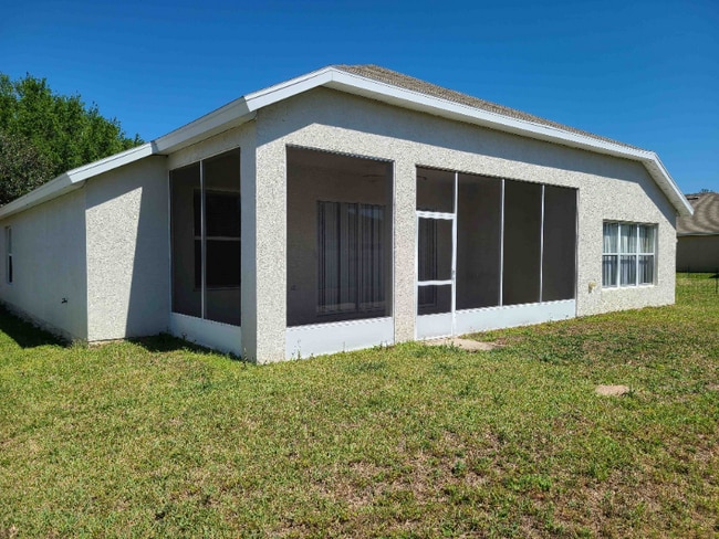 Building Photo - 5598 SW 39th St