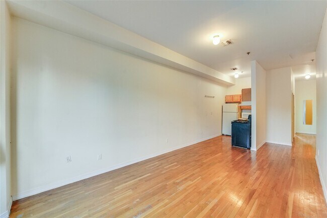 Foto del edificio - 618 Washington St