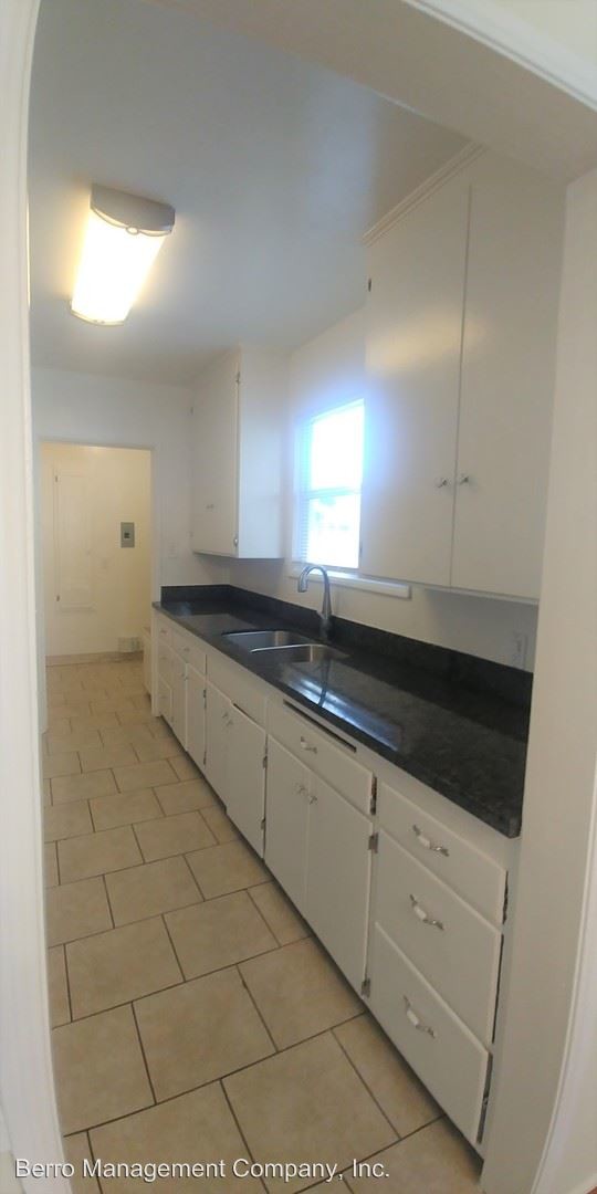 Foto del edificio - 2661-2675 Lime Ave