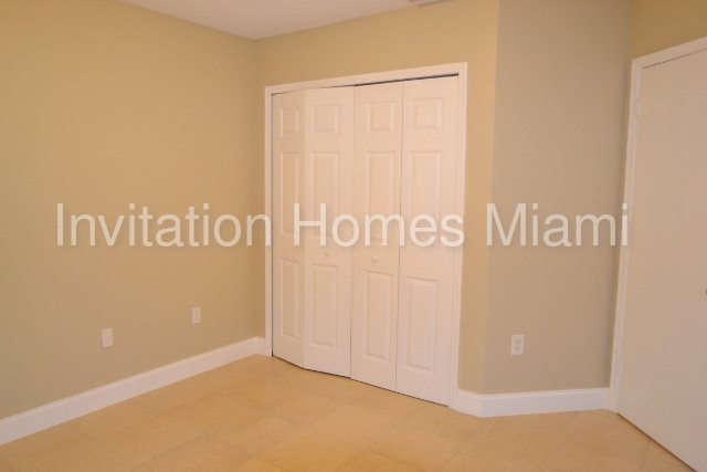 Building Photo - 4233 SW 153rd Ct