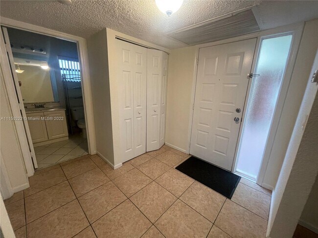 Foto del edificio - 2469 NW 49th Terrace