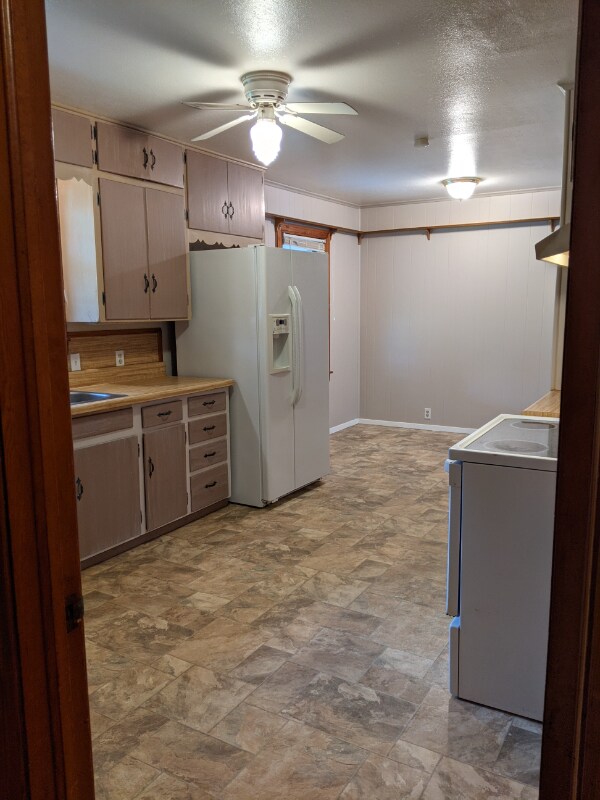 Building Photo - 1307 Belmont St