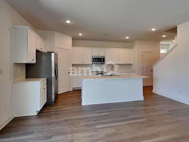 Foto del edificio - 1120 Livengood Wy