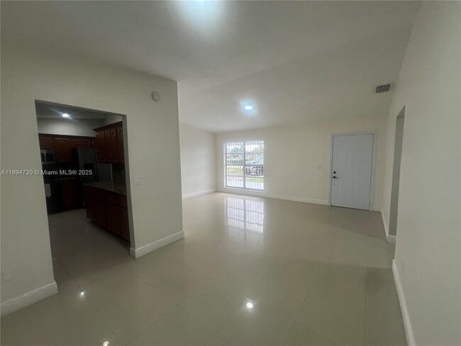 Building Photo - 26121 SW 130th Ave