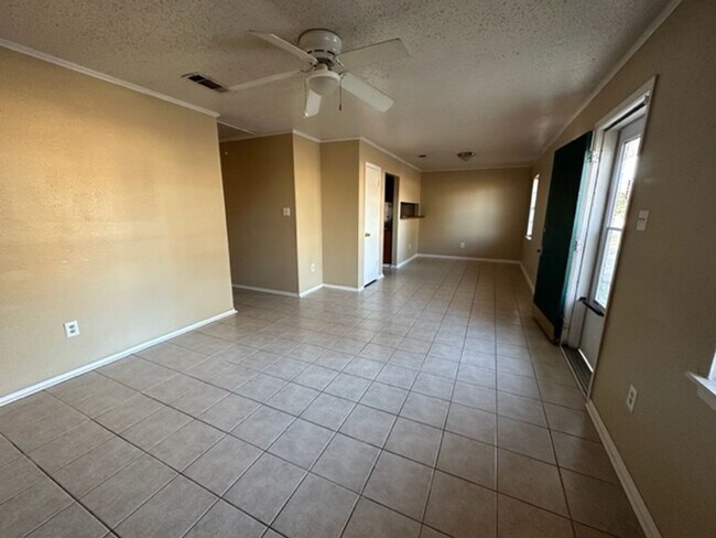 Foto del edificio - Remodeled 3 Bedroom Bossier Home
