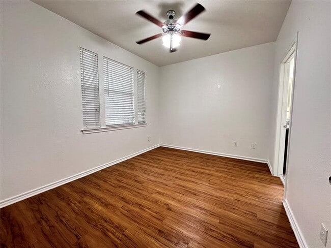 Foto del edificio - 6804 N Capital of Texas Hwy