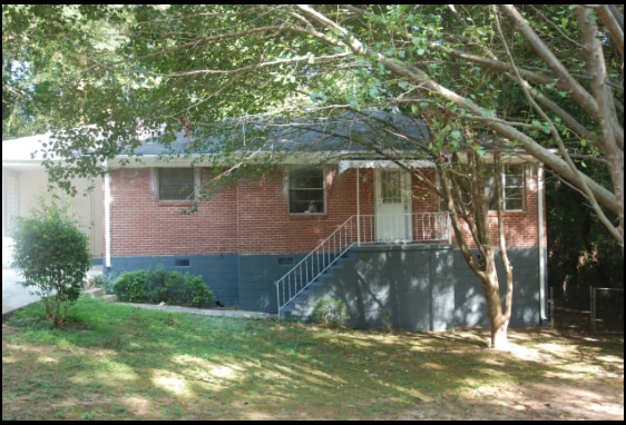 Building Photo - 2038 Dellwood Place