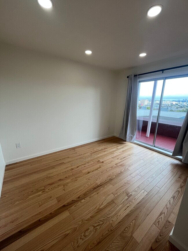 Bedroom - 139 Ripley St