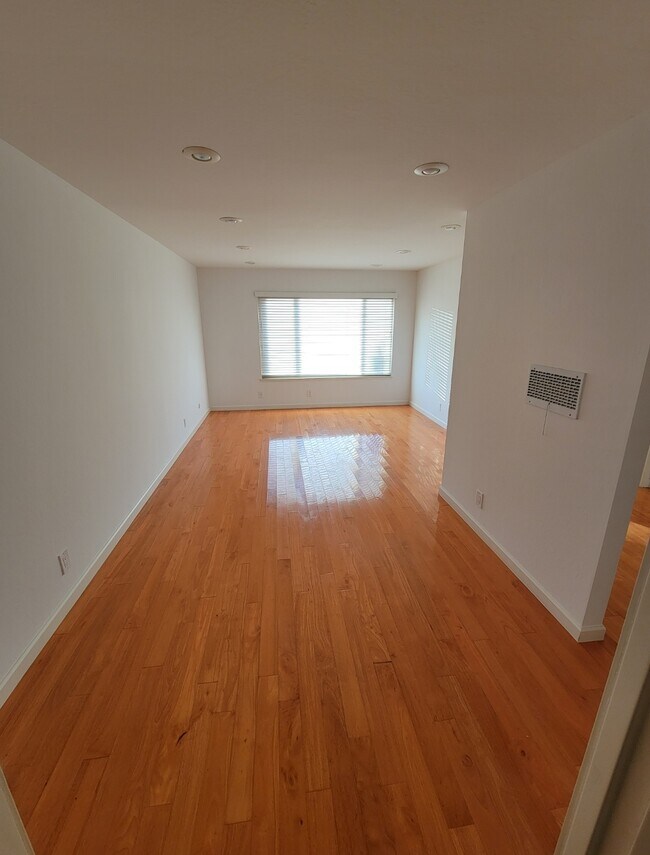 Foto del edificio - 1259 16th Ave