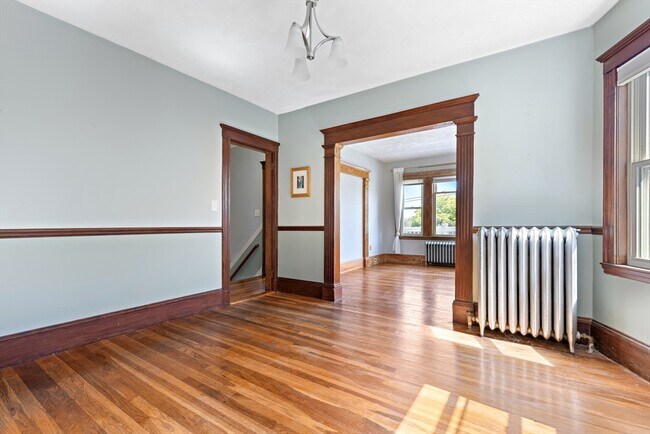 Foto del edificio - 84 Brayton Rd