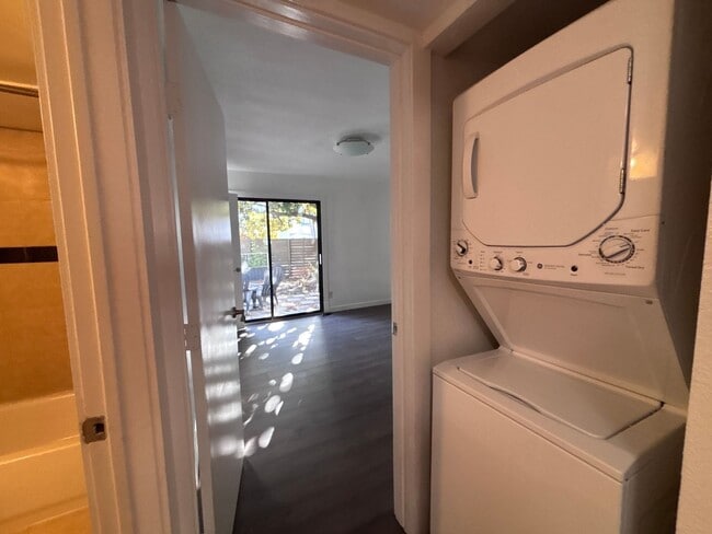 Building Photo - 108-W Eden at Avondale