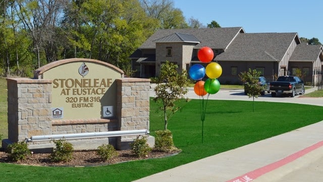 Building Photo - StoneLeaf at Eustace