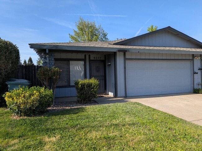 Building Photo - 9279 Corinthian Cir