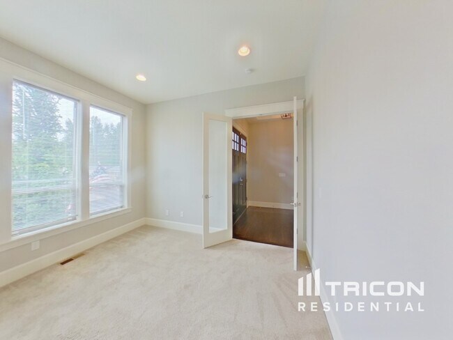 Foto del edificio - 2604 NE 175th St