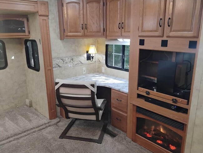 Building Photo - 379 Co Rd 3425