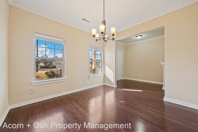 Foto del edificio - 3 br, 3.5 bath House - 427 Excalibur Drive