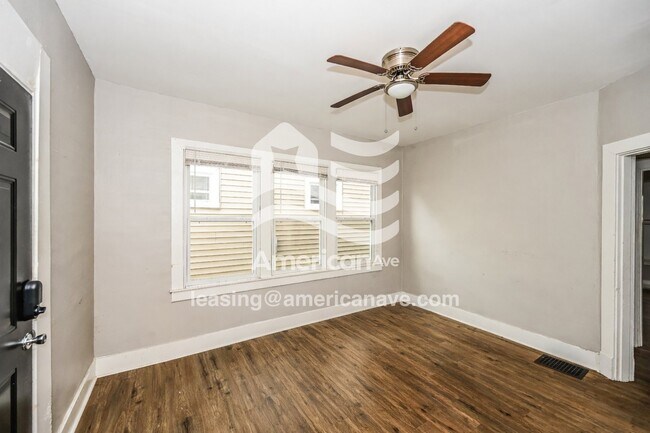 Foto del edificio - 321 S 43rd St