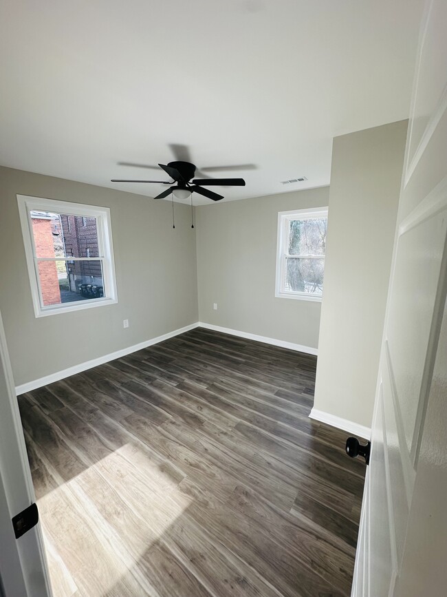 Photo - Glenwood Apartment