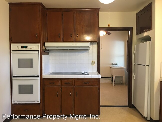 Building Photo - 3 br, 1 bath House - 3092 W. McKinley Ave.