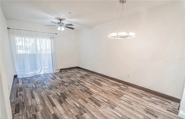 Building Photo - 24505 Town Center Dr