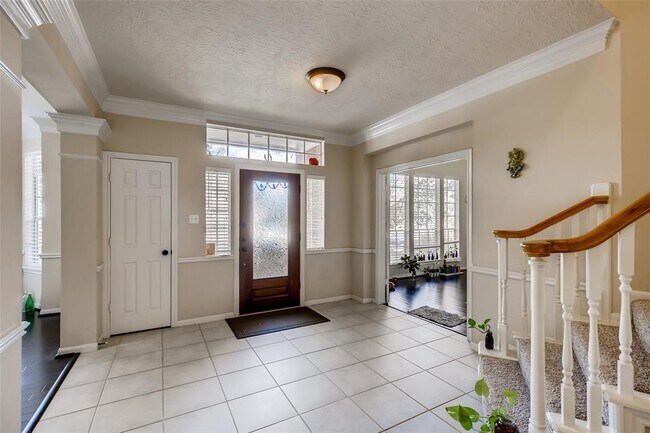 Foto del edificio - 16806 Laguna Springs Dr